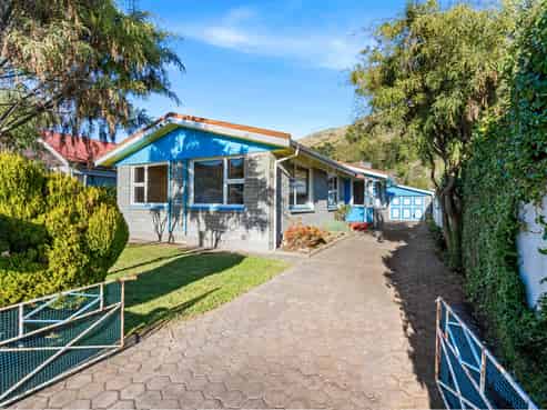 30 Whitfield Street, Sumner