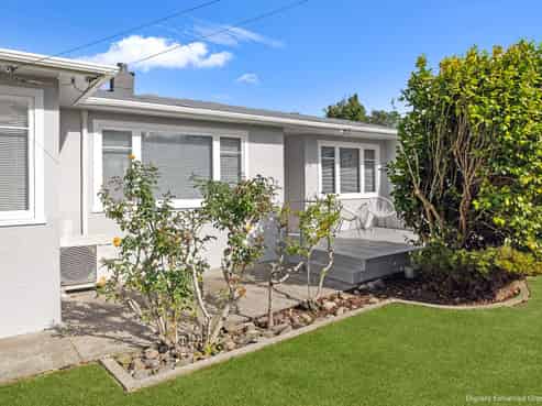 40 Hadfield Crescent, College Estate