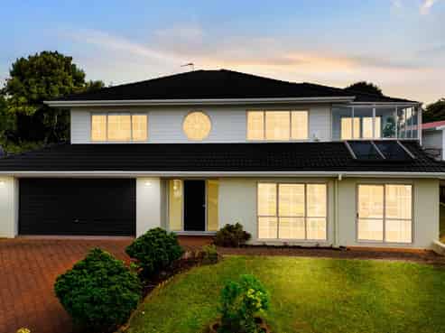 9 Highgate Place, Somerville