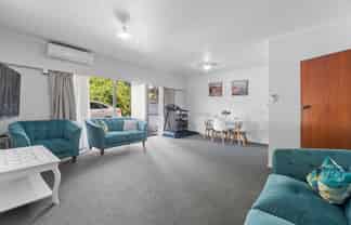 6/4 Shaw Street, Sandringham