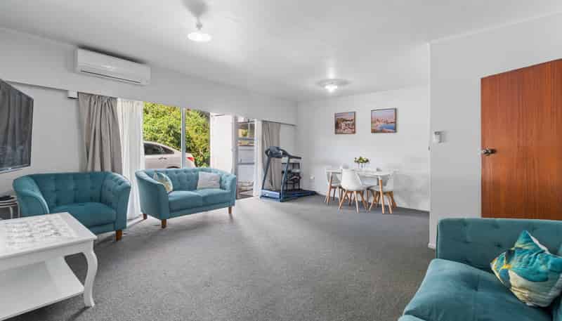 6/4 Shaw Street, Sandringham