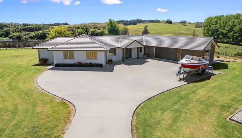 767F Kaiwaka Mangawhai Road, Kaiwaka
