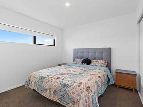 2/45 Division Street, Riccarton