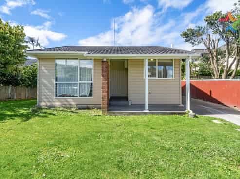 120 Kings Crescent, Central Hutt