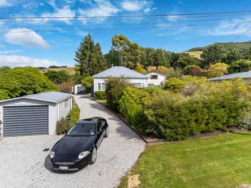 93 Hall Road, Sawyers Bay
