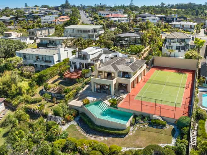 207 Beach Road, Campbells Bay