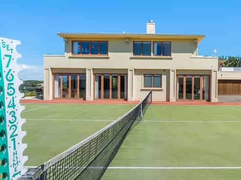 207 Beach Road, Campbells Bay