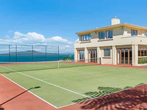 207 Beach Road, Campbells Bay