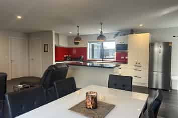Multi-income property in central location