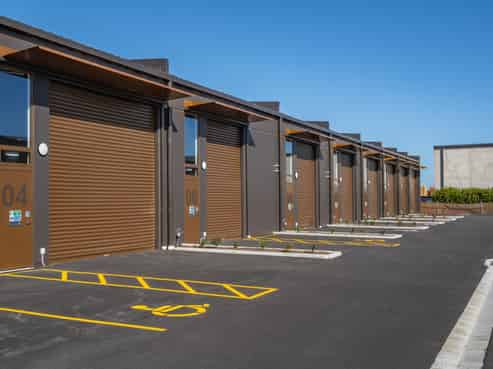 Brand new industrial units  - 83 - 325 sq m