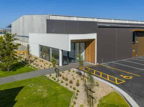 Brand new industrial units  - 83 - 325 sq m