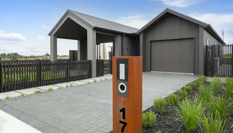 17 Horseshoe Terrace, Baverstock