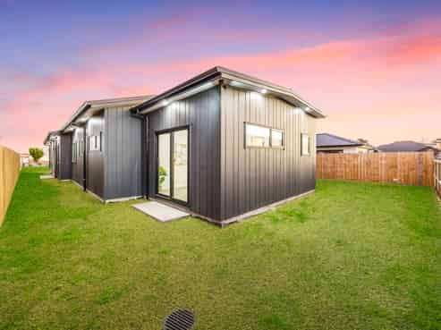8 Gertrude Cole Road, Clarks Beach