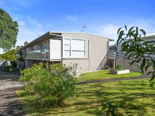 3/77 Old Lake Road, Narrow Neck