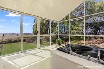225 Turkey Flat Road, Te Kopuru