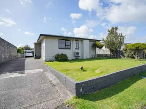 10 Forfar Crescent, Rockdale