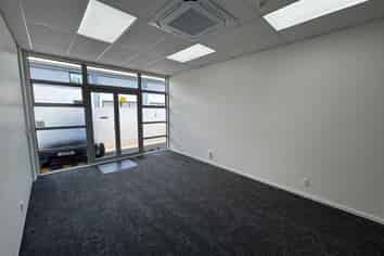 Quality affordable office with car park