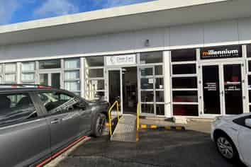 Quality affordable office with car park