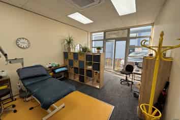 Quality affordable office with car park