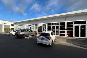 Quality affordable office with car park