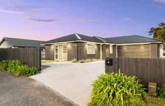6 Carrick Robertson Place, Waihi