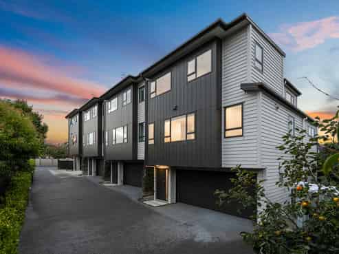 4D Fowler Street, Northcote