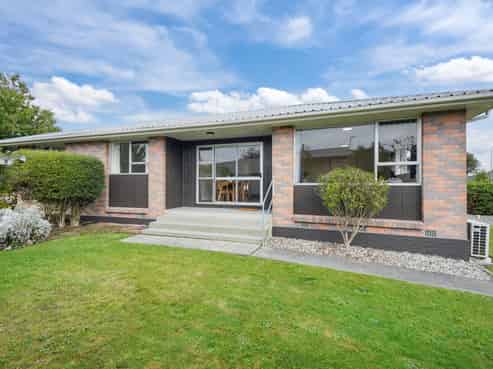 9 Maxwell Court, Rockdale
