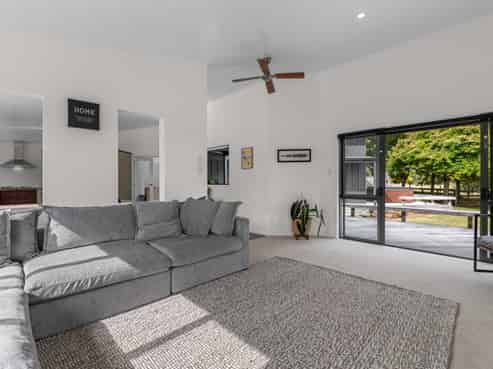 57 Cookson Road, Tikitere