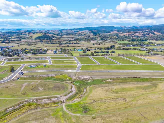 2/62-80 Papakura-Clevedon Road , Clevedon