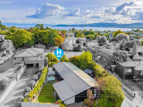 2/19 Kotare Street, Hilltop
