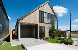 2  Coopworth Road, Karaka