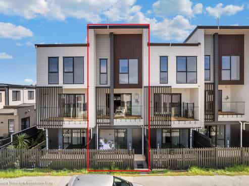 7B Coast Garden Drive, Hobsonville