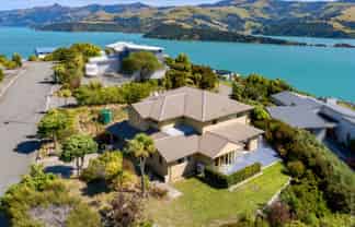 2 Kanuka Place, Akaroa