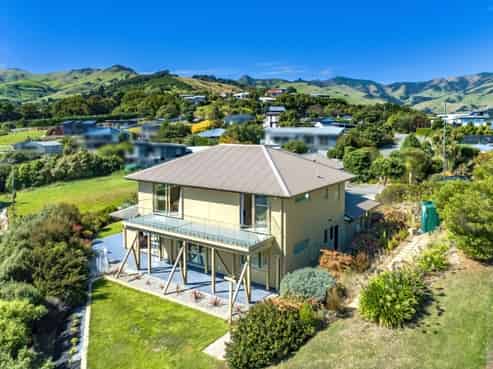 2 Kanuka Place, Akaroa