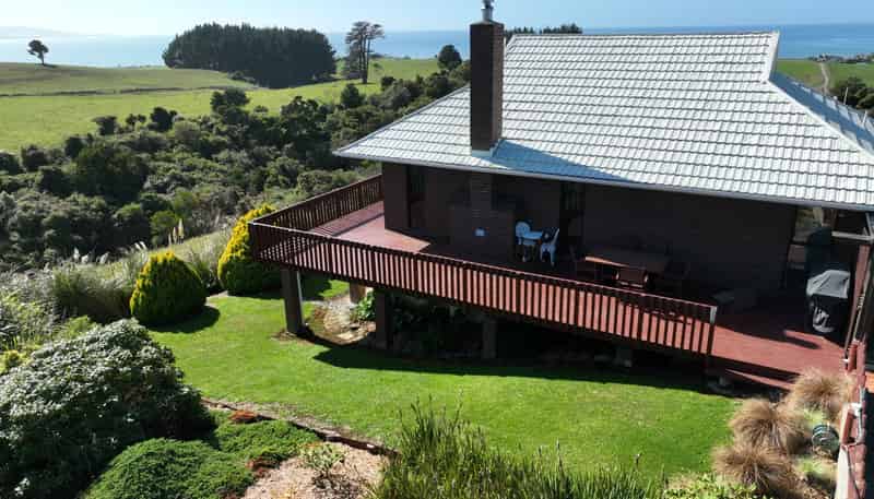 61 Tinico Road, Kaka Point