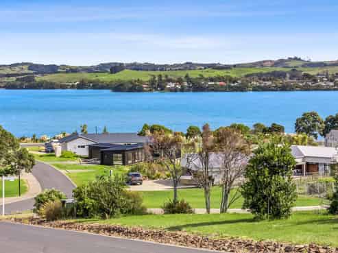 1 Garden Way, Mangawhai Heads