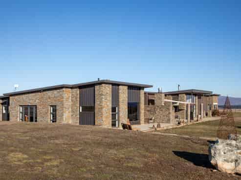 309 Golden Road, Alexandra