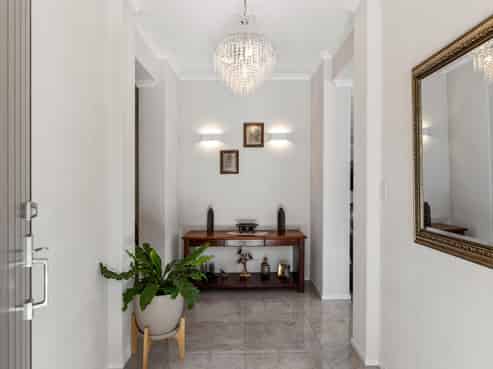 7 Pike Place, Ferndale