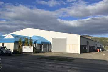 Port Nelson Warehouse / Workshop