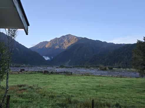 438 Poerua Valley Road, Harihari