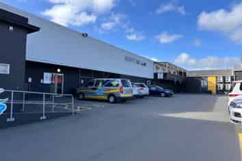 100 - 1200m2* -Tuam Street  