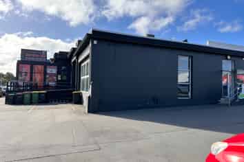 100 - 1200m2* -Tuam Street  