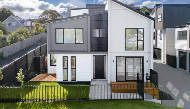 3/1 Montana Avenue, Murrays Bay