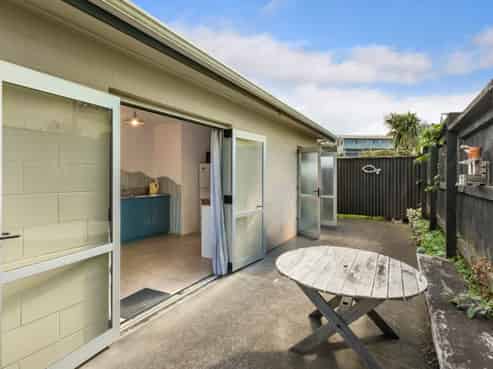 49 Beach Road, Waihi Beach