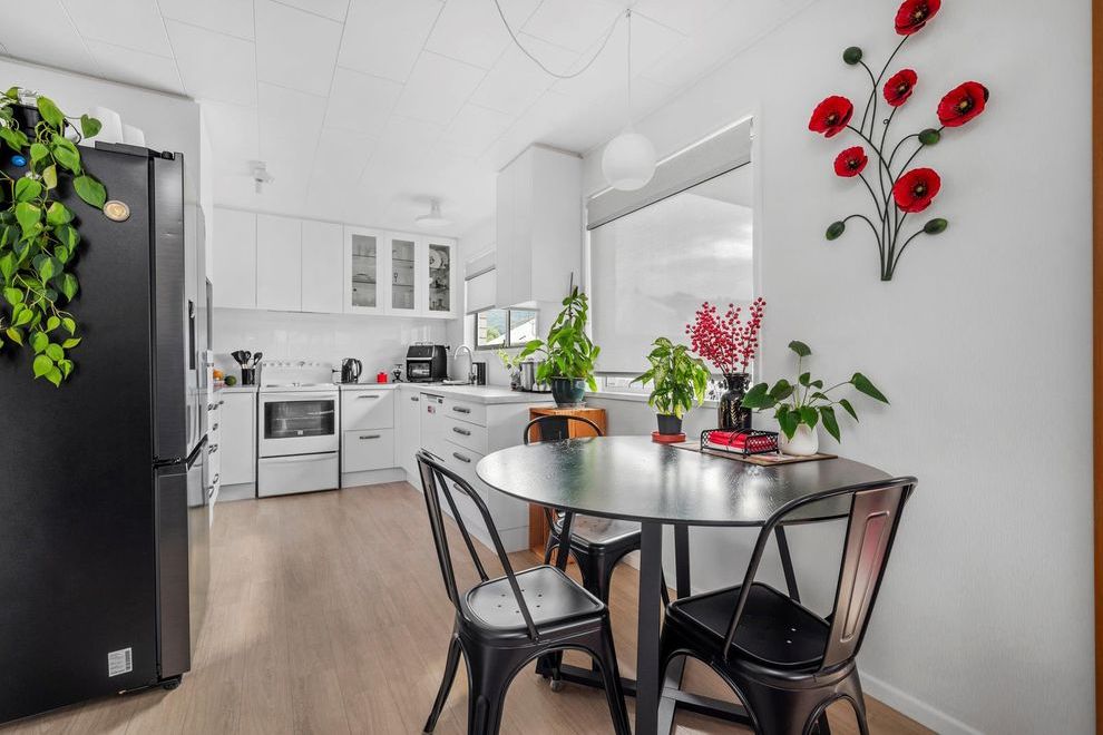 Modern, stylish, and move-in ready! - Bild 2