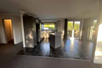 5 Kaipi Road, Egmont Village