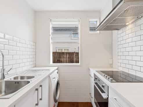 2/30 Bellevue Road, Mount Eden
