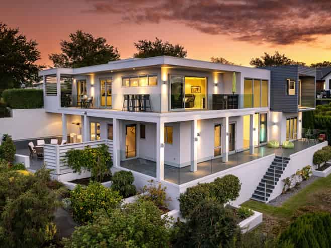 7 Golf View Close, Fairhall