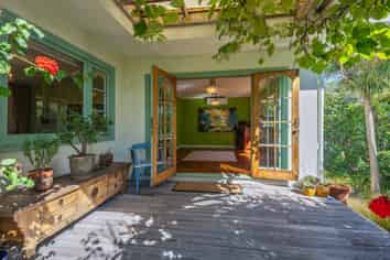 42 Poplar Avenue, Raumati South