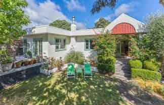 42 Poplar Avenue, Raumati South